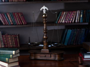 Public Lecture “Supreme Court Demographics: A data dive into the personnel makeup of Japan’s Supreme Court” November 8 (Sat.)