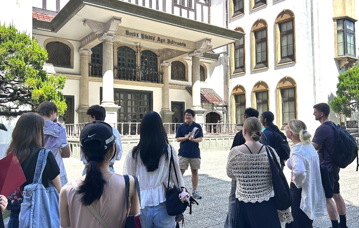 Waseda Campus Tour for International Students – September 2025